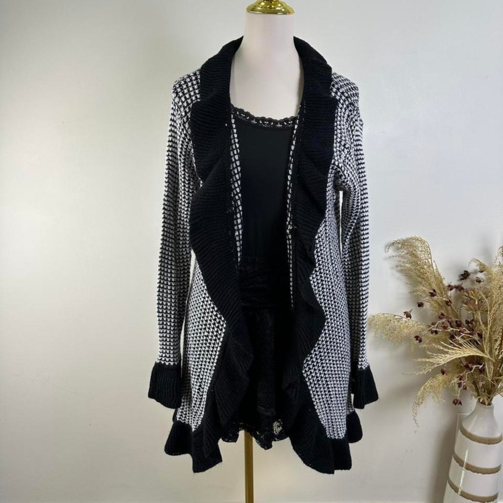 Brittany Black Knit Black & White‎ Ruffle Trim Cardigan Size XL